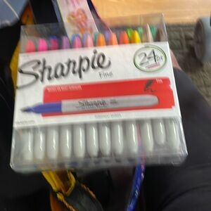24 COUNT SHARPIES FINE PERMANENT MARKERS